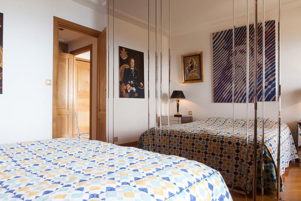 Ferienwohnung Sunny Panoramic Balcony Èze Exterior foto