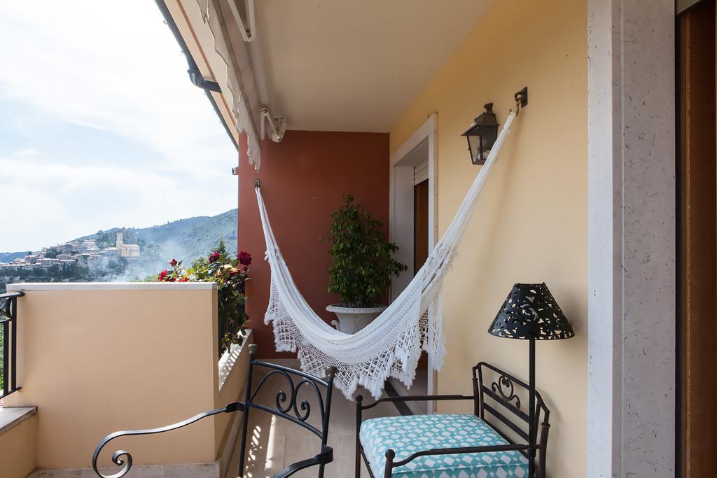 Ferienwohnung Sunny Panoramic Balcony Èze Exterior foto